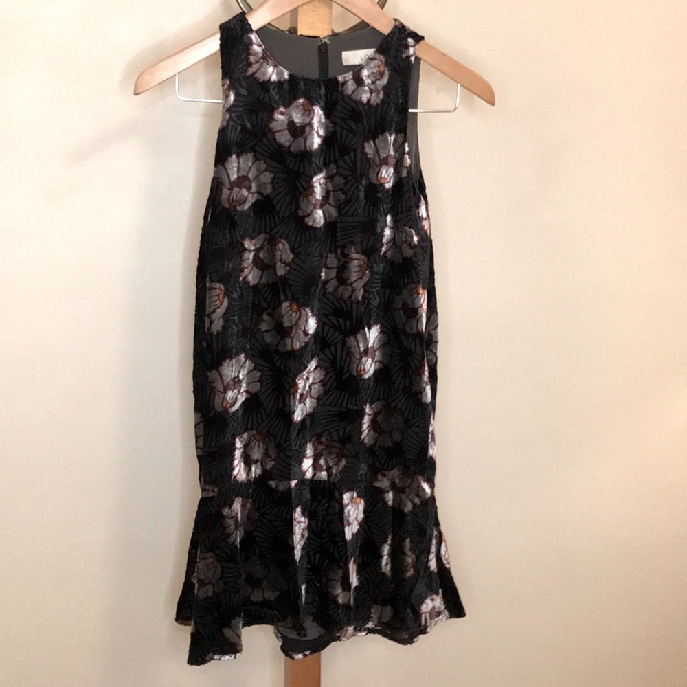 Loft crushed velvet dress. Winter floral. XXSP.